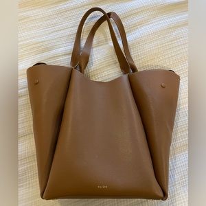 Polene Le Cabas- amazing condition. Barely worn. Still smells new!